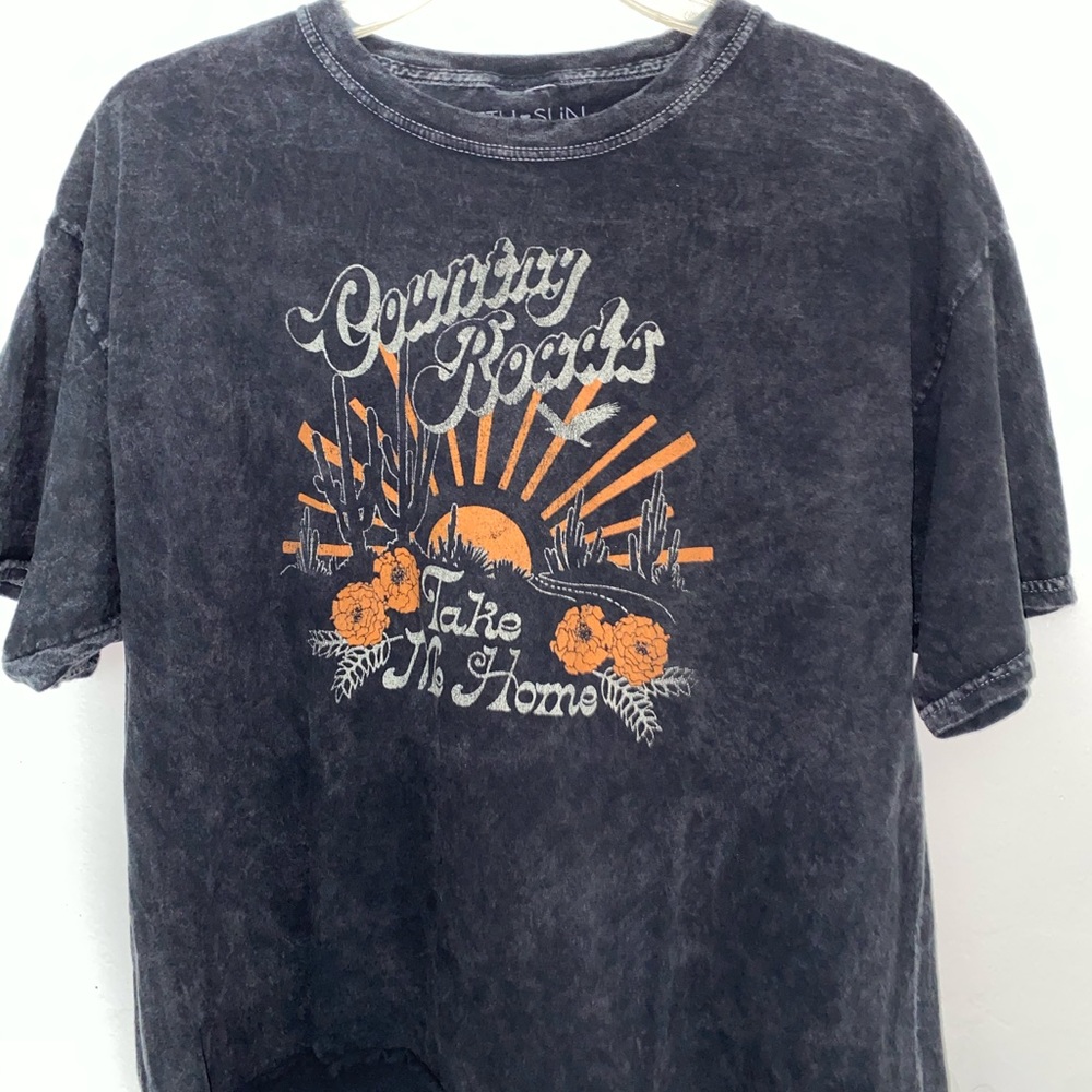 Fifth Sun Crop Top Shirt